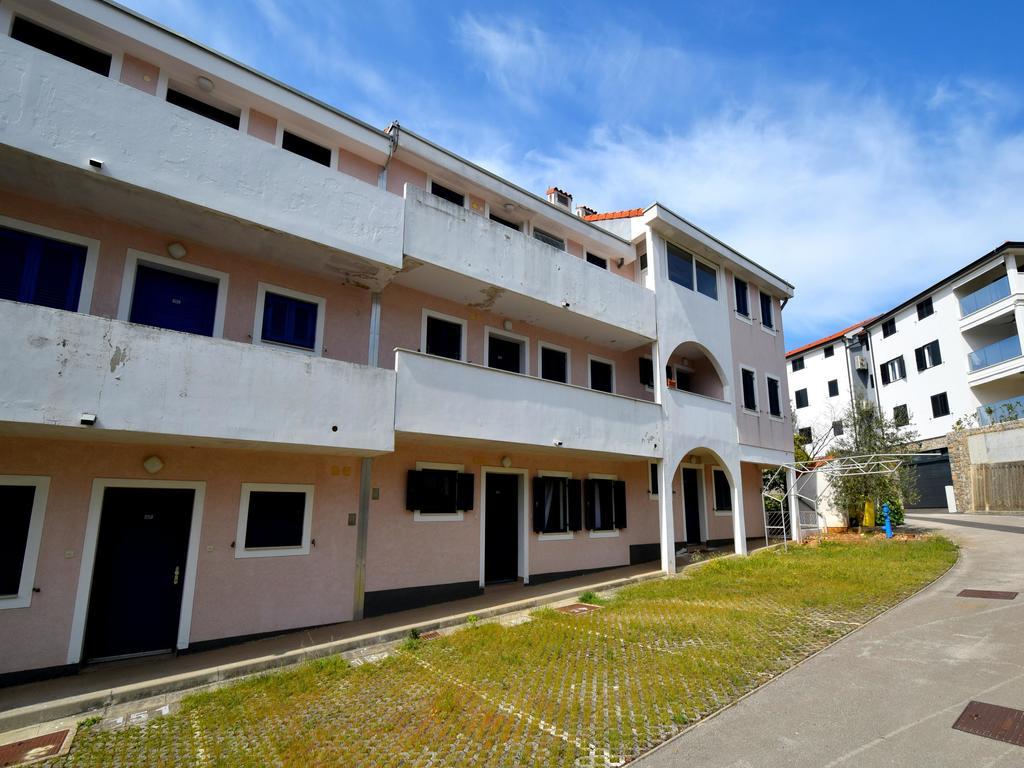 Apartment Oresic Malinska Esterno foto